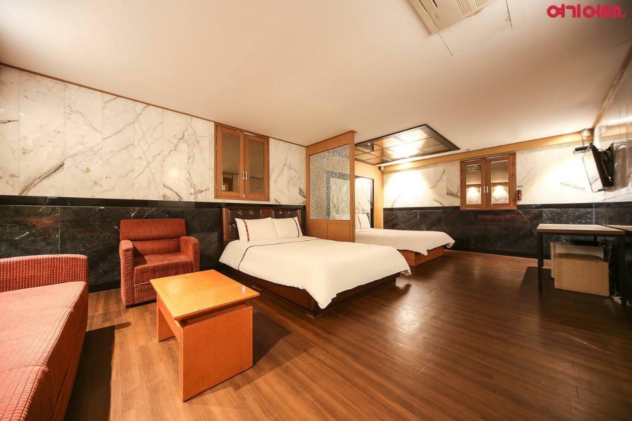 Signature Hotel Seoul Exterior photo